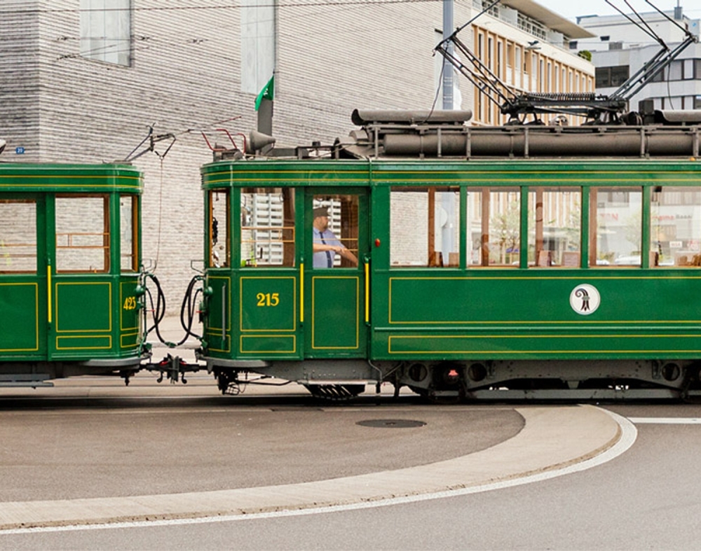 Erster Tag Basel Oldtimer