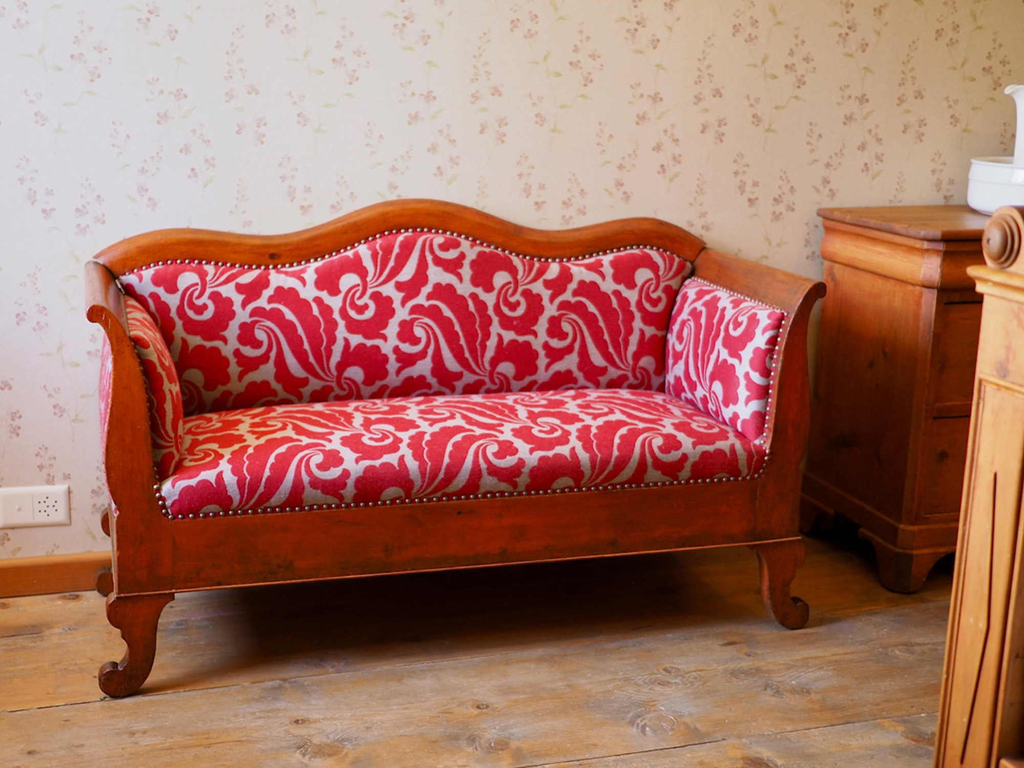 <p>Completed project 2020<br
/>Hotel Ofenhorn, Binn</p>