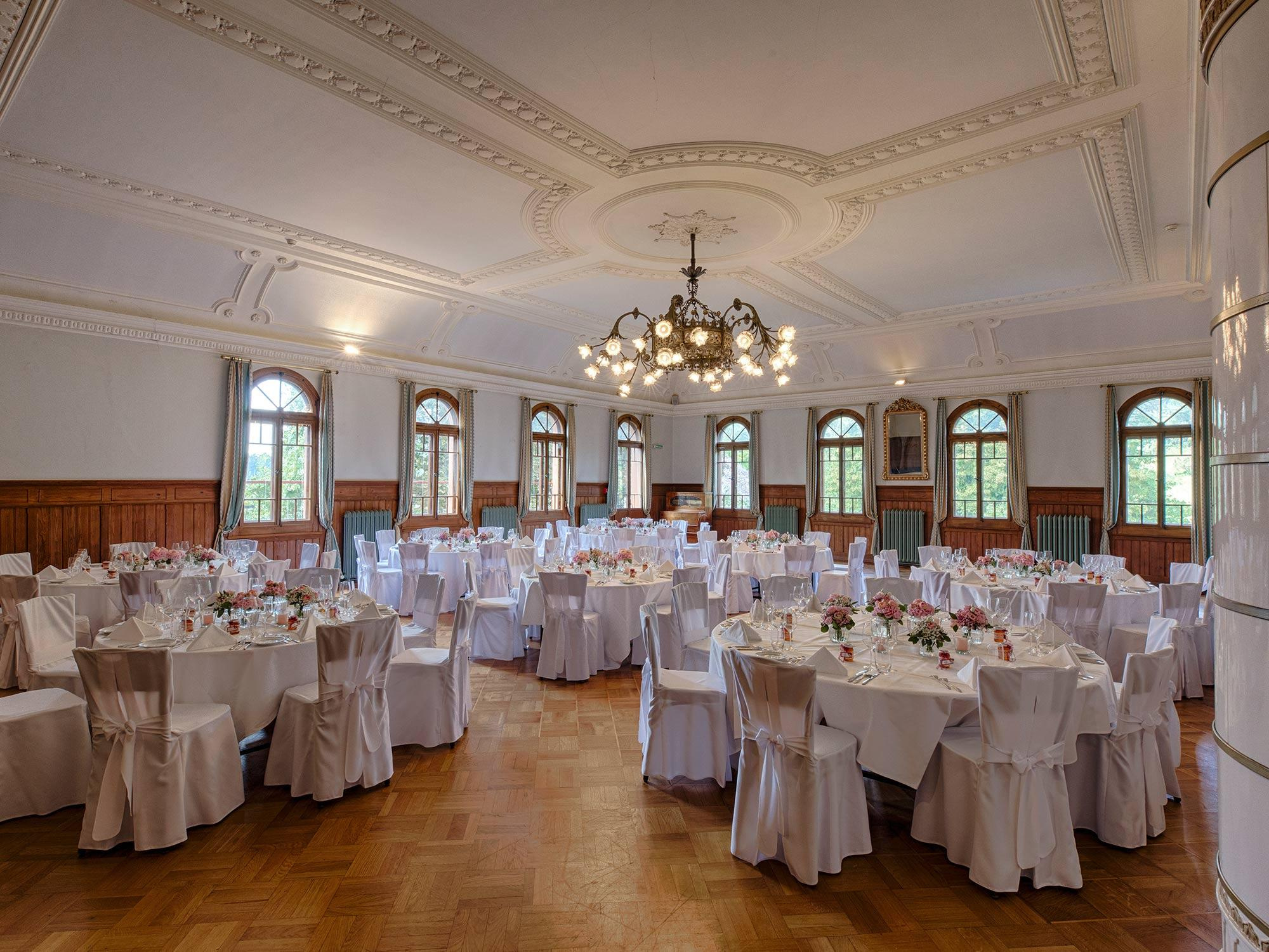 <p>Abgeschlossenes Projekt 2020<br
/>Hotel Bären, Dürrenroth</p>