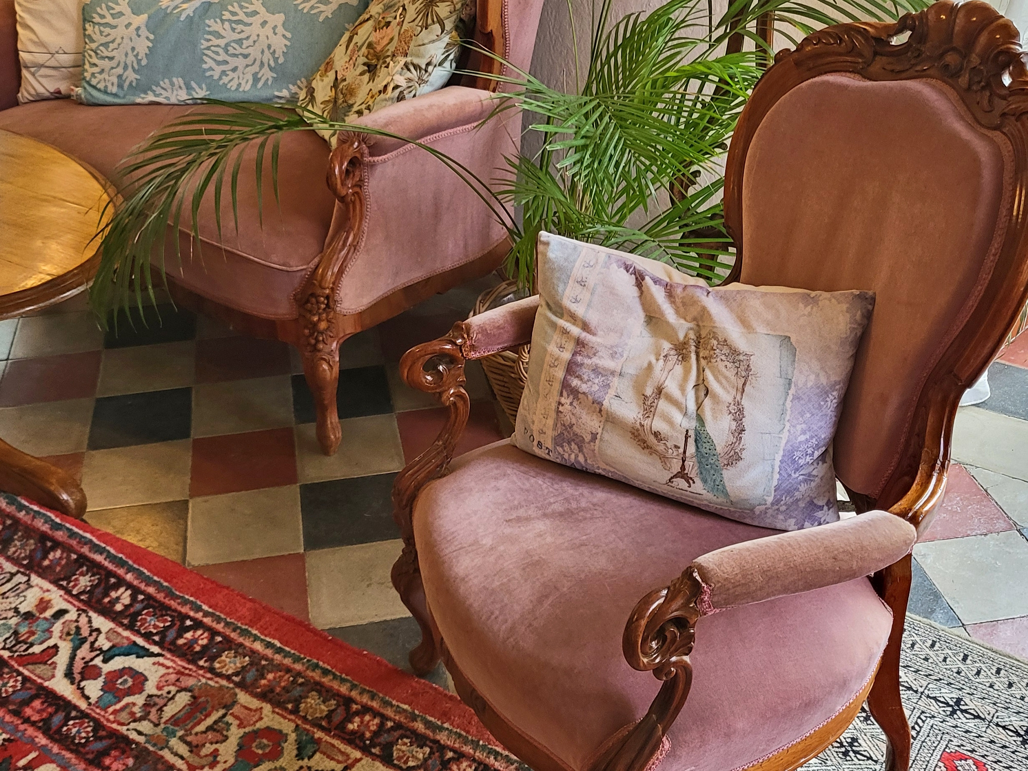 <p>Abgeschlossenes Projekt 2024<br
/>Hotel Villa Carona, Carona</p>