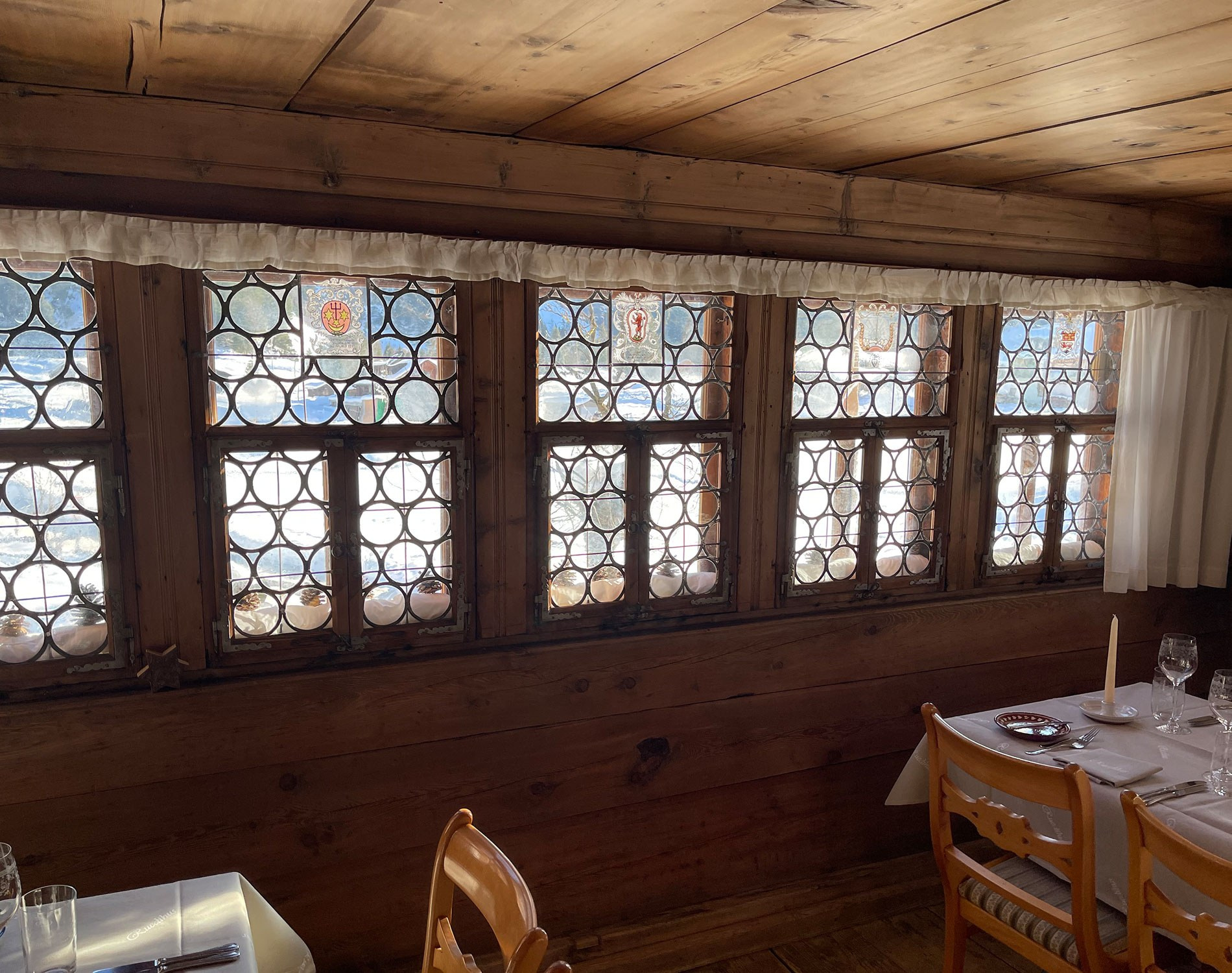 <p>Projet achevé 2022<br
/>Landgasthof Ruedishus, Kandersteg</p>